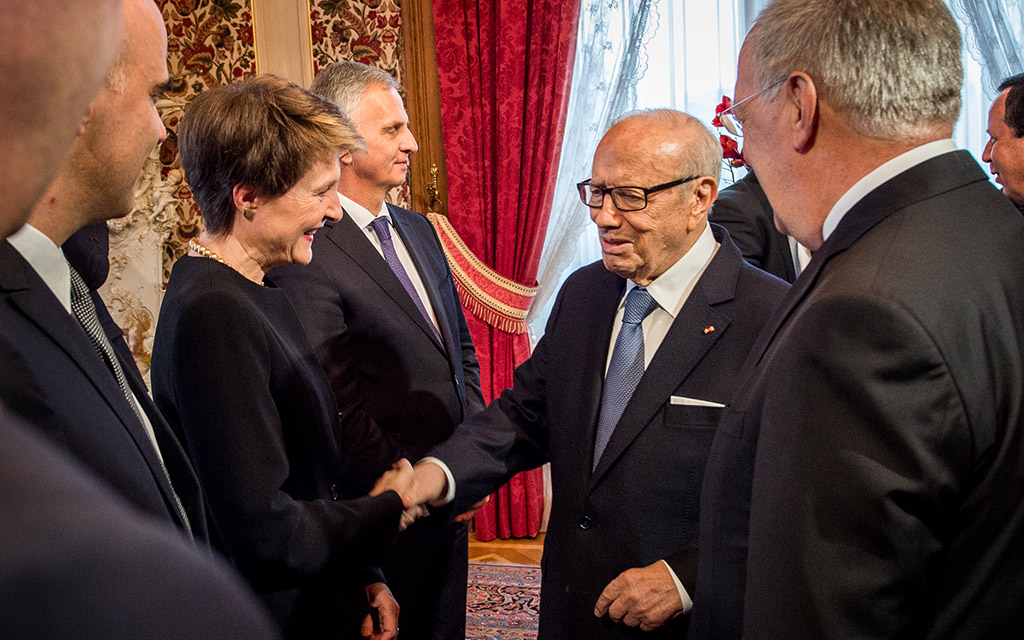 Bundesrätin Sommaruga begrüsst den tunesischen Präsidenten Béji Caïd Essebsi