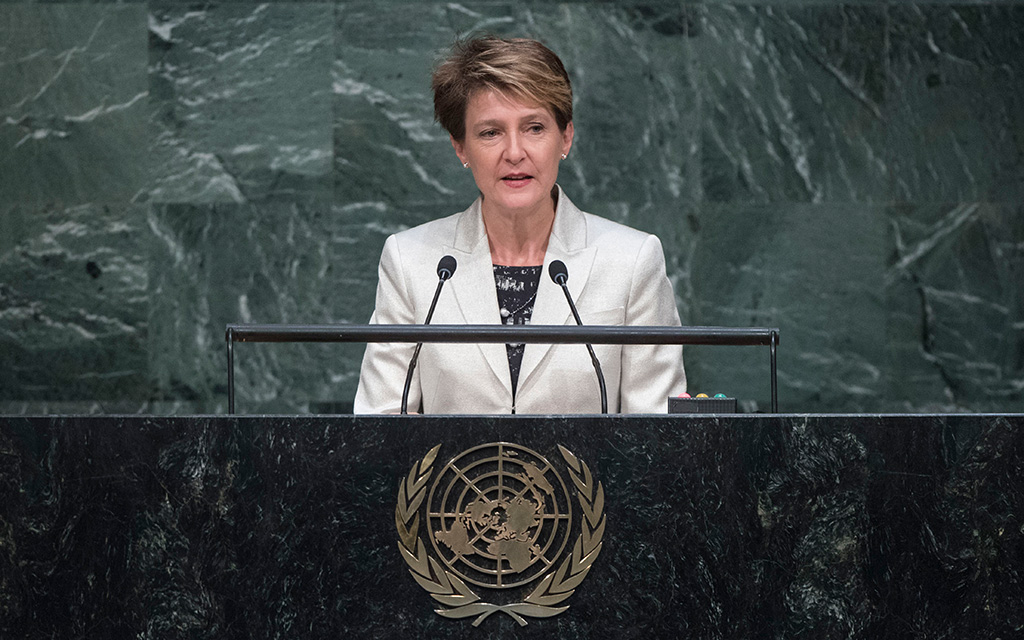 The President of the Confederation, Simonetta Sommaruga, speaks during a plenary meeting of the UN Summit for the adoption of the 2030 Agenda for Sustainable Development (Foto: UN Photo/Amanda Voisard)
